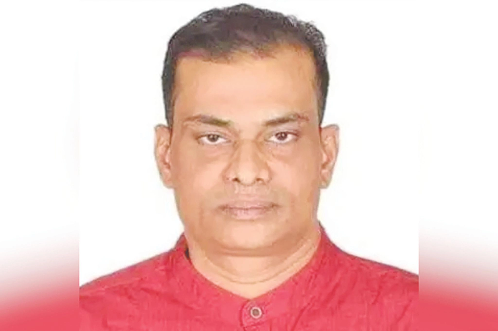 আত্মগোপনে থাকা  ‘জর্দা শামীম’ মদসহ  রংপুরে গ্রেপ্তার