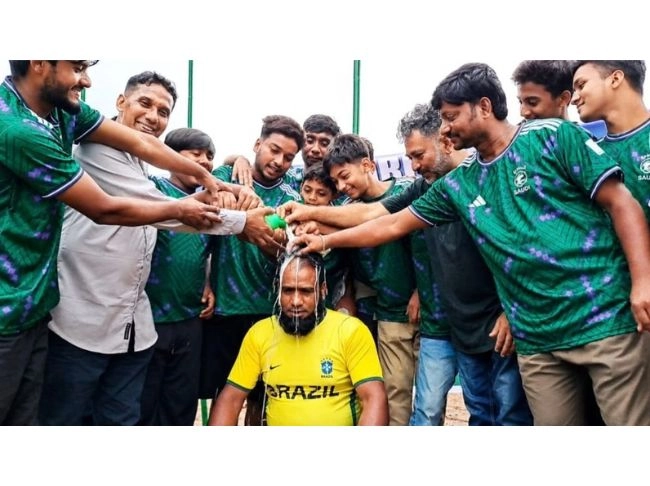 দুধ দিয়ে গোসল করে ব্রাজিল ছেড়ে সৌদির সমর্থক মিন্টু