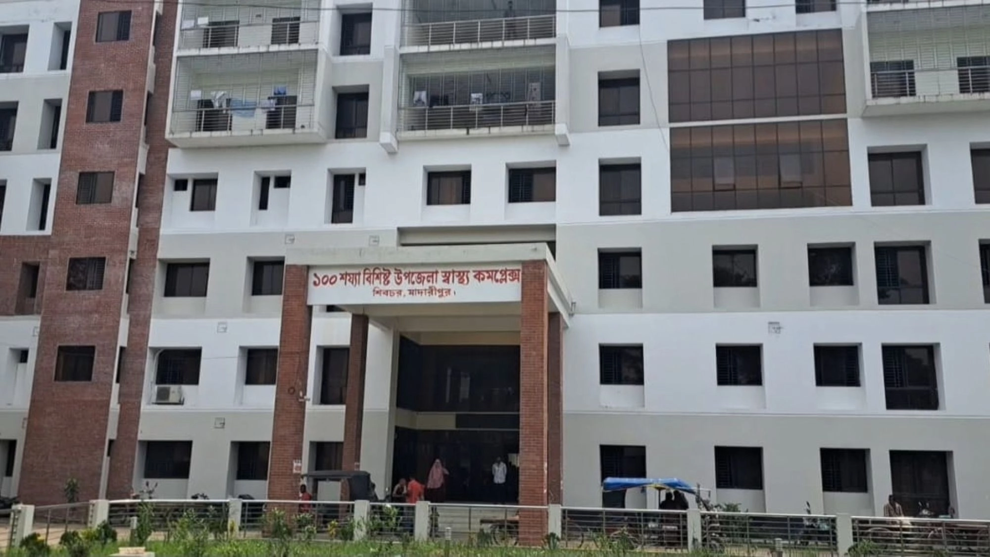জনবল সংকটে রুগ্ন স্বাস্থ্যসেবা