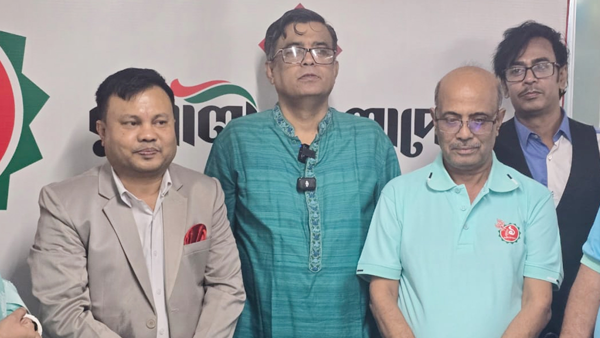 প্রধান উপদেষ্টার প্রেস সচিব শফিকুল আলম। ছবি- রূপালী বাংলাদেশ