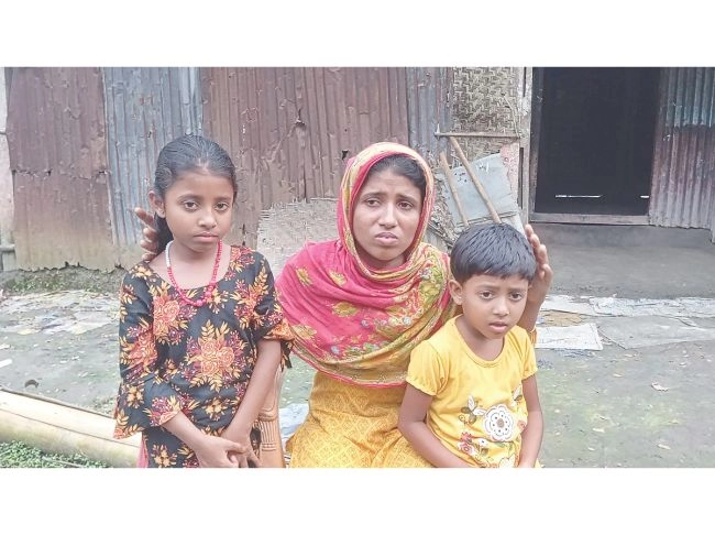 চোখের আলো ফেরাতে  আকলিমার আকুতি