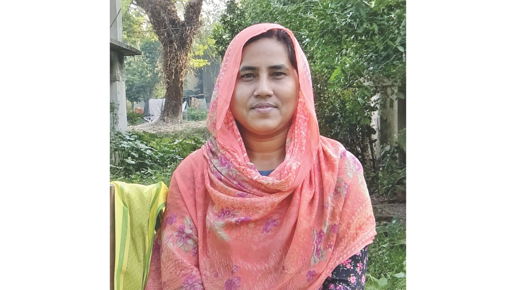 অফিস না করেই  নেন বেতন-ভাতা