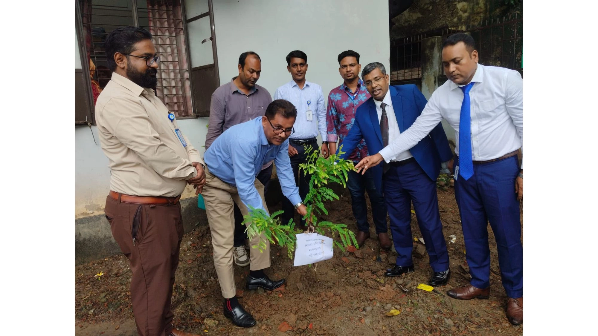 পল্লী সঞ্চয় ব্যাংকের সাভার শাখা পরিদর্শন ও মতবিনিময় সভা অনুষ্ঠিত