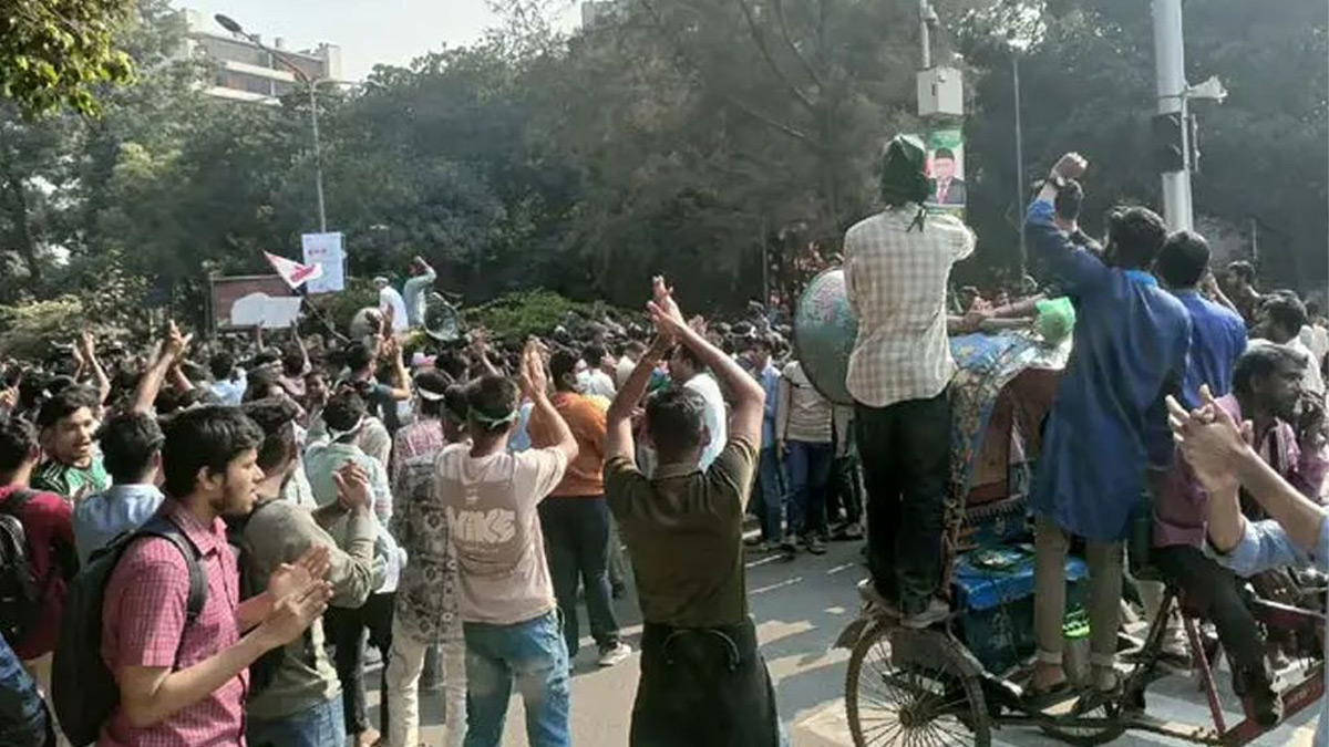 আন্দোলনে সাত কলেজের শিক্ষার্থীরা। ছবি- সংগৃহীত