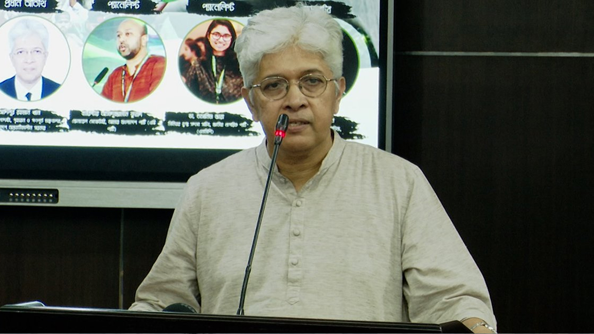 শিল্প উপদেষ্টা আদিলুর রহমান। ছবি- সংগৃহীত