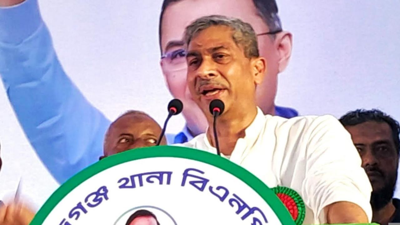 বক্তব্য দেন বিএনপির যুগ্ম মহাসচিব শহীদ উদ্দীন চৌধুরী এ্যানি। ছবি- রূপালী বাংলাদেশ