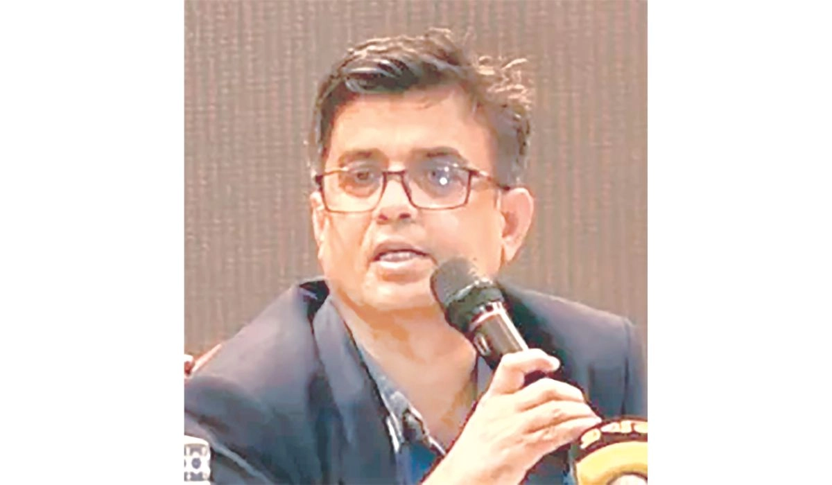 ফেব্রুয়ারিতেই নির্বাচন, কোনো শক্তি নেই প্রতিহত করার - বললেন প্রেস সচিব শফিকুল আলম