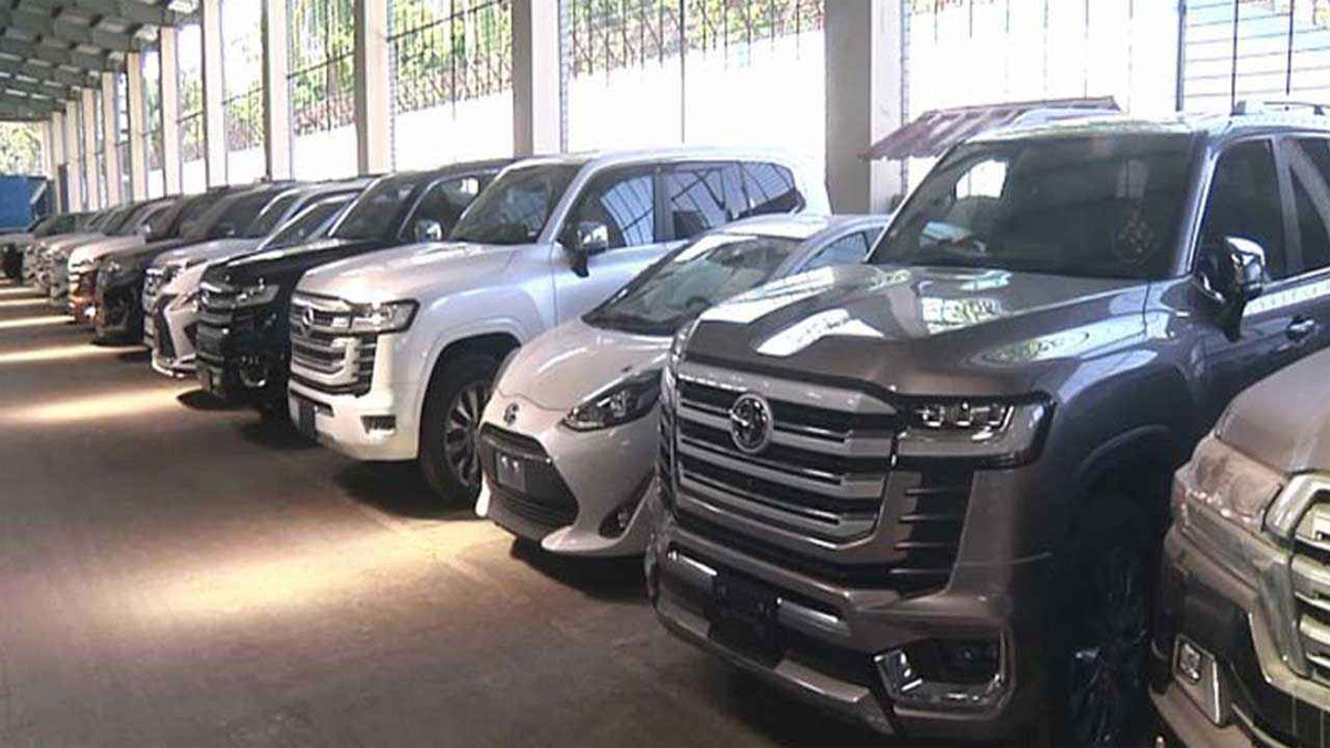 বিলাসবহুল গাড়ি। ছবি- সংগৃহীত