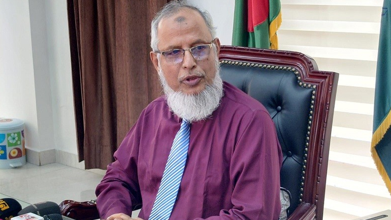 নির্বাচন কমিশনার (ইসি) মো. আনোয়ারুল ইসলাম সরকার। ছবি- সংগৃহীত