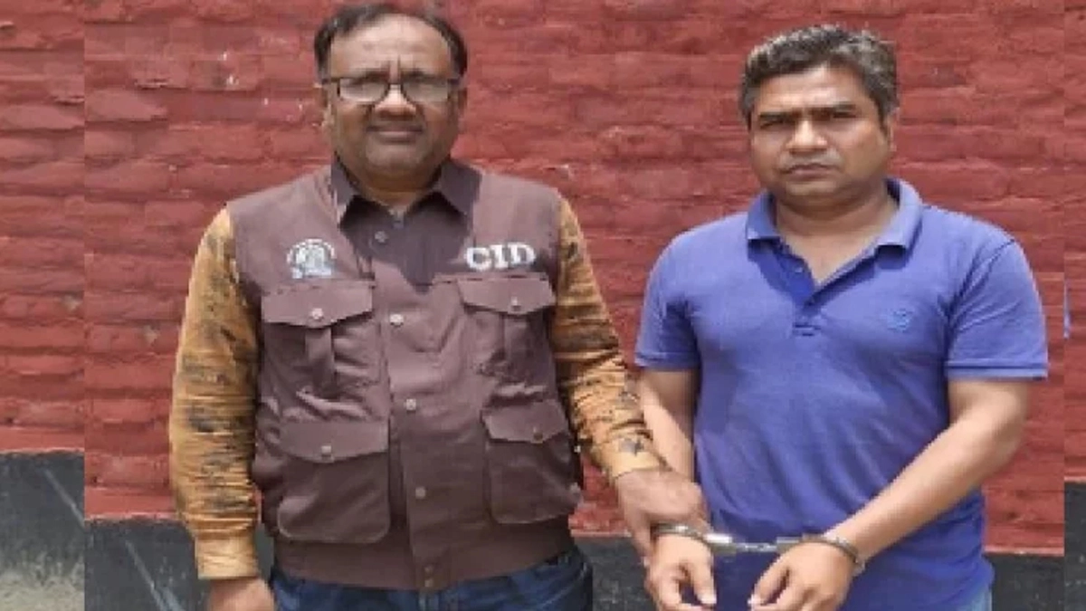 গ্রেপ্তারকৃত মোহাম্মদ আখলাছুর রহমান। ছবি : সংগৃহীত