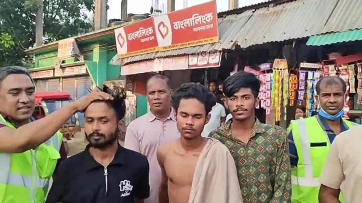 গ্রেপ্তার আকাশ ও তার দুই সহযোগী। ছবি : সংগৃহীত