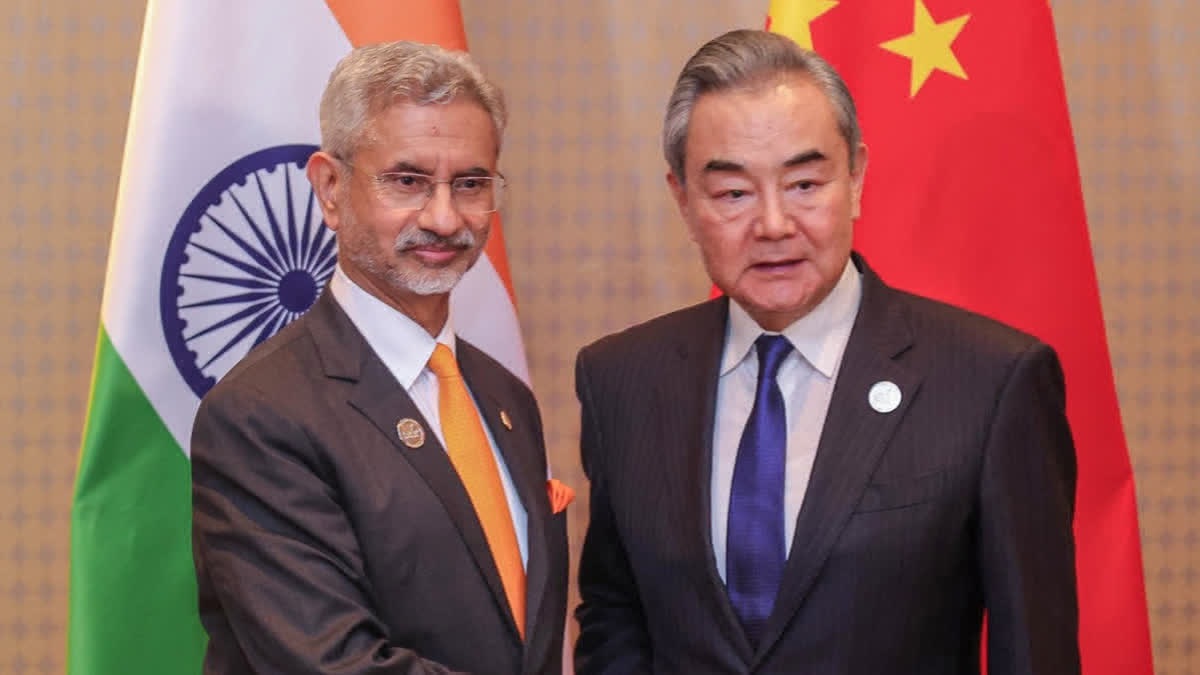 চীনের পররাষ্ট্রমন্ত্রী ওয়াং ই ও ভারতের পররাষ্ট্রমন্ত্রী এস জয়শঙ্কর। ছবি- সংগৃহীত