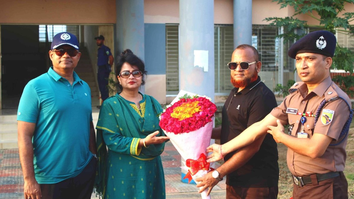 ছবি : রূপালী বাংলাদেশ