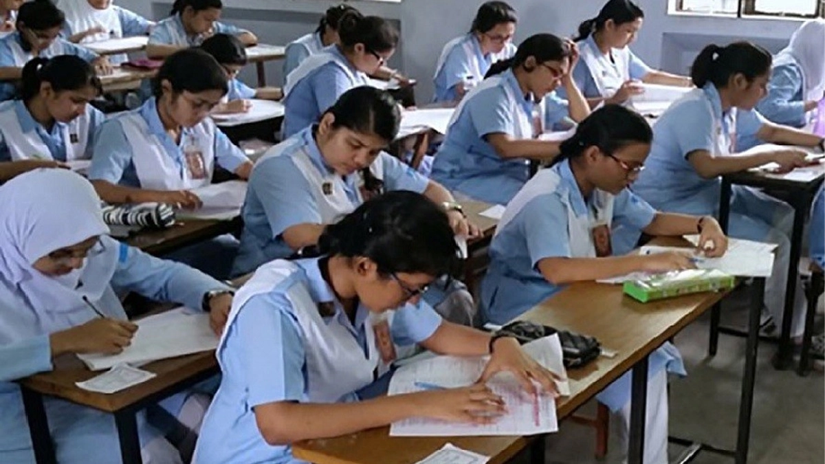 পুরোনো ছবি।