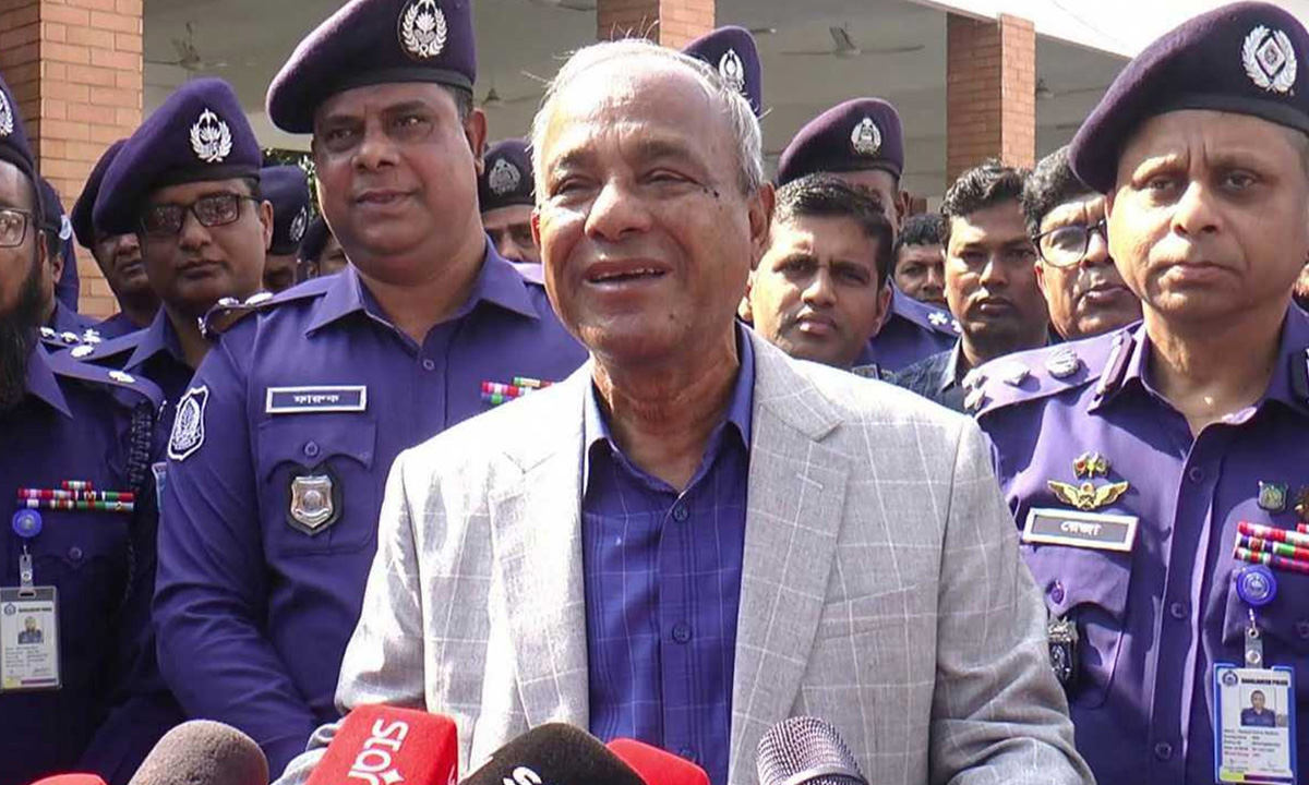 স্বরাষ্ট্র উপদেষ্টা লেফটেন্যান্ট জেনারেল (অব.) মো. জাহাঙ্গীর আলম চৌধুরী। ছবি- সংগৃহীত