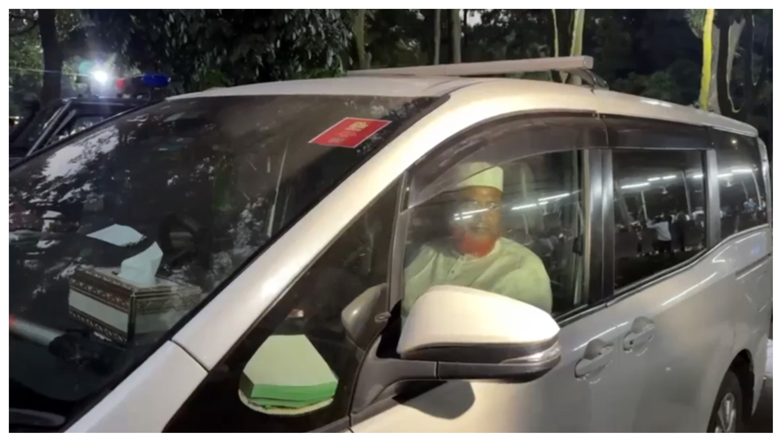 প্রধান উপদেষ্টার সঙ্গে সাক্ষাৎ করতে যমুনায় জামায়াতের প্রতিনিধিদল। ছবি- সংগৃহীত