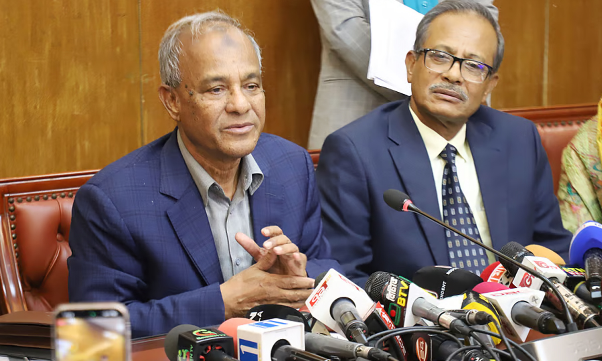 স্বরাষ্ট্র উপদেষ্টা লেফটেন্যান্ট জেনারেল (অব.) মো. জাহাঙ্গীর আলম চৌধুরী। ছবি- সংগৃহীত