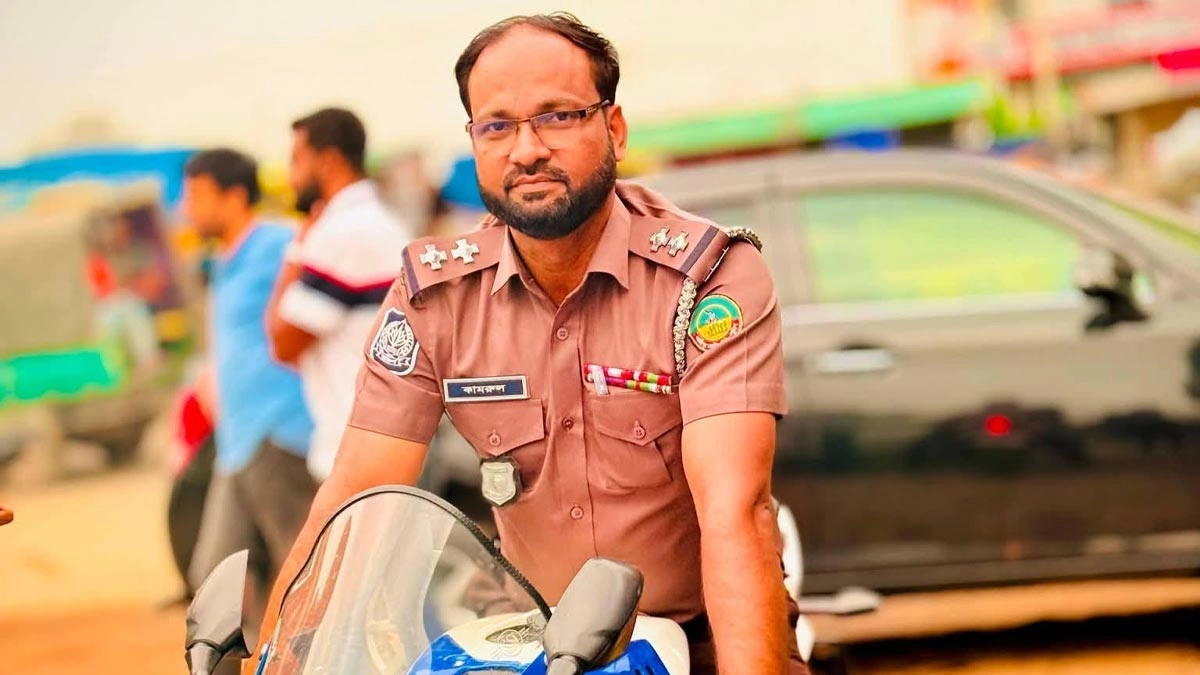 অভিযুক্ত কোনাবাড়ী থানার উপপরিদর্শক (এসআই) কামরুল হাসান।