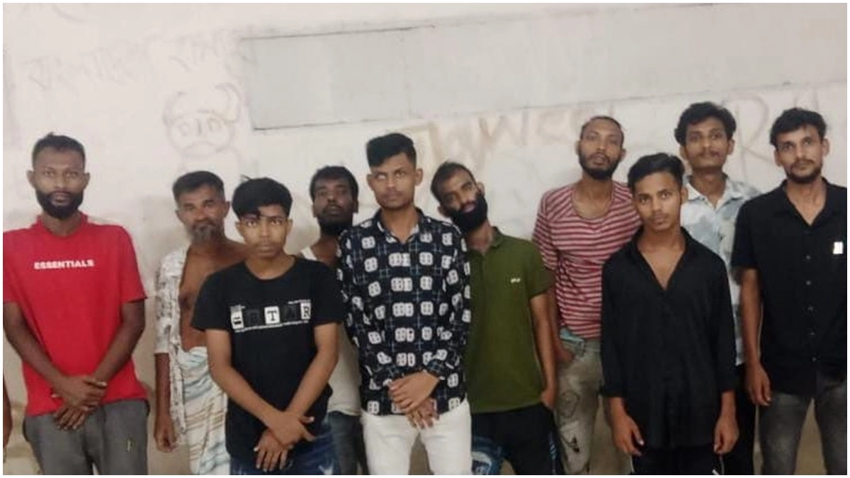 মোহাম্মদপুরে পুলিশের বিশেষ অভিযানে গ্রেপ্তার  ১০। ছবি- সংগৃহীত