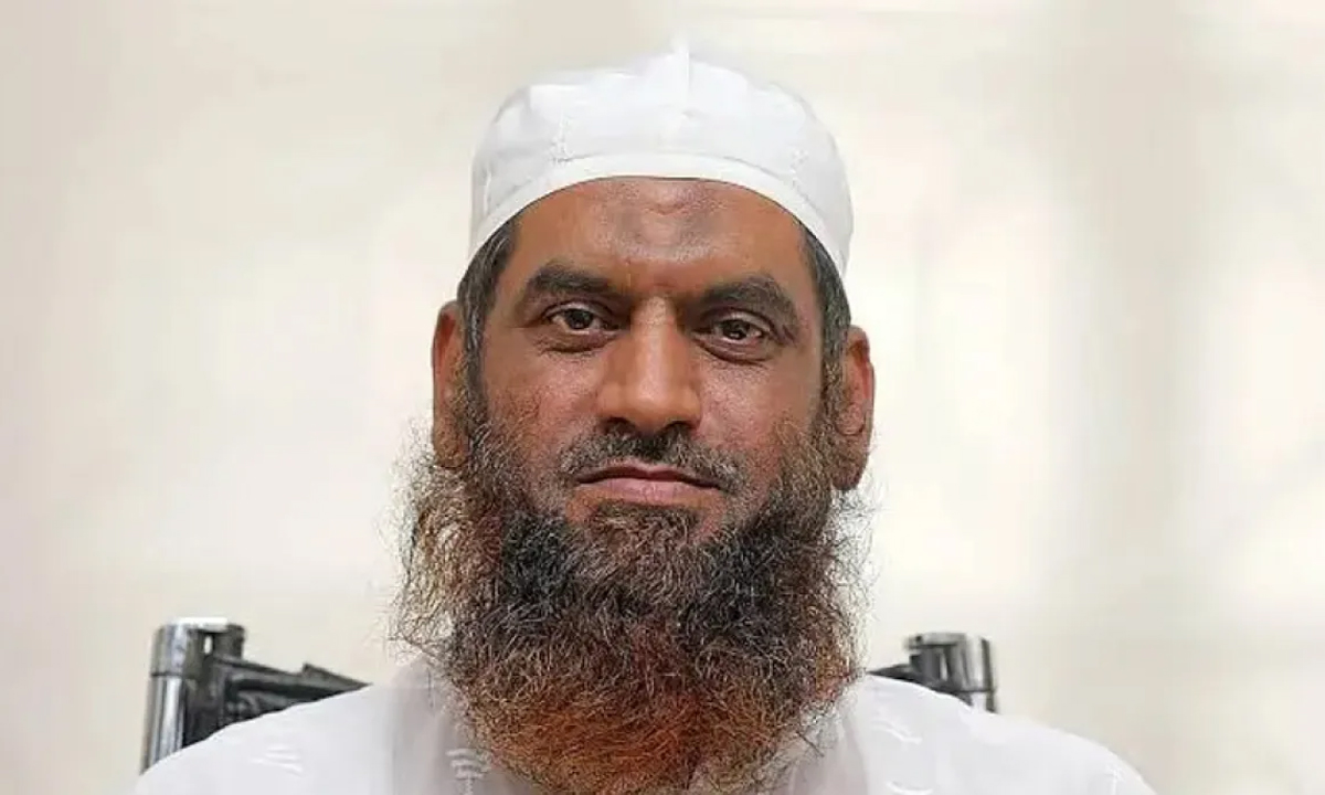 বাংলাদেশ খেলাফত মজলিস মনোনীত প্রার্থী ও দলটির আমির মাওলানা মামুনুল হক। ছবি- সংগৃহীত