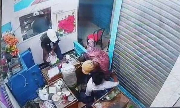 সিসিটিভি ফুটেজ থেকে পাওয়া ছবি