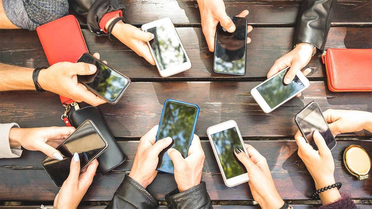 মোবাইল ফোন। ছবি- সংগৃহীত