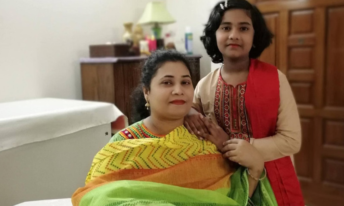 নিহত মা-মেয়ে। ছবি- সংগৃহীত