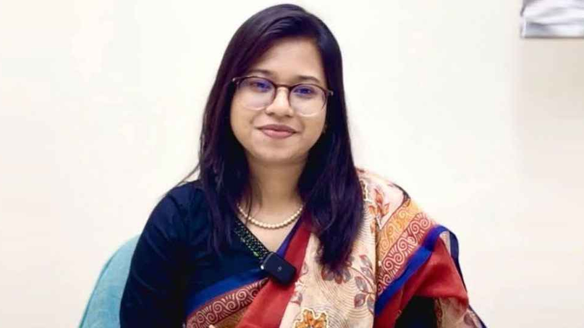 মনিরা শারমিন।