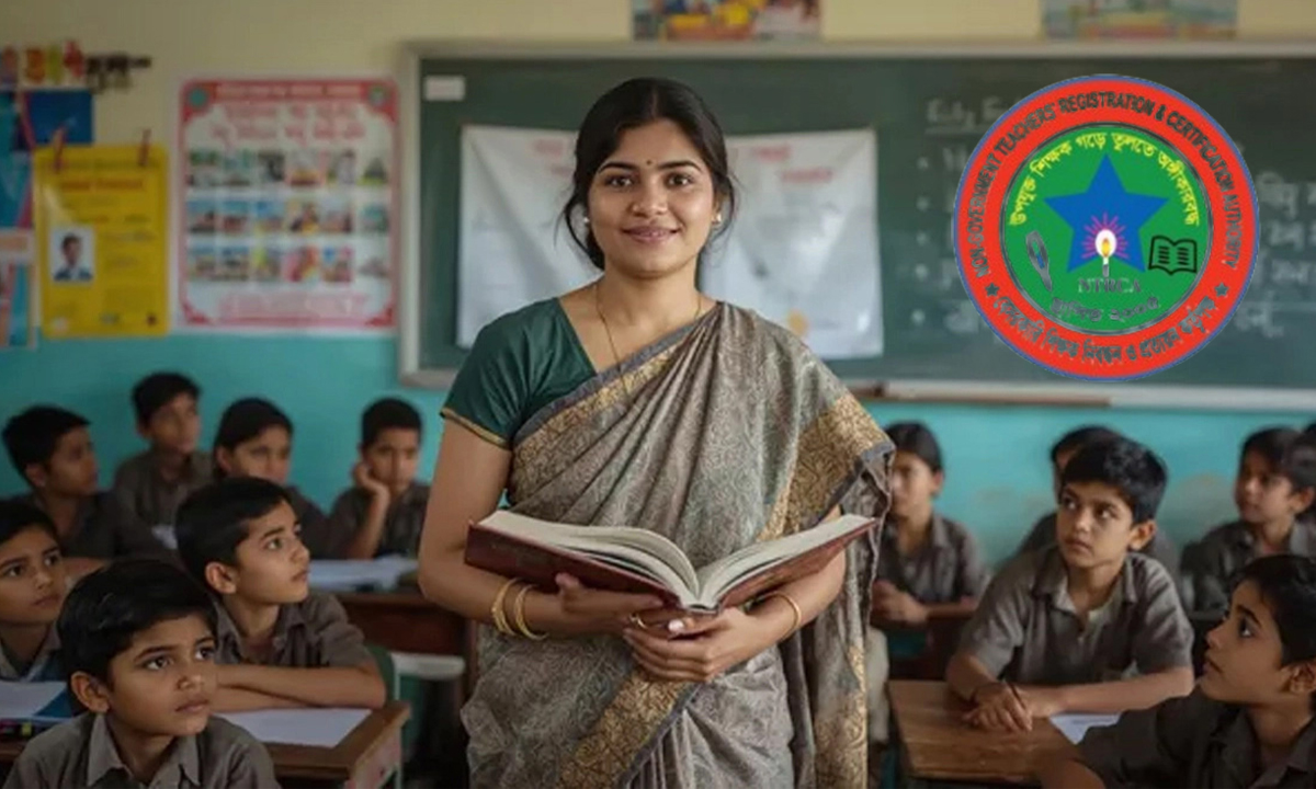 ক্লাস নিচ্ছেন শিক্ষক।  ছবি- সংগৃহীত