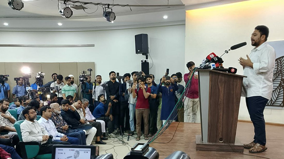 কথা বলছেন নাহিদ ইসলাম। ছবি- সংগৃহীত