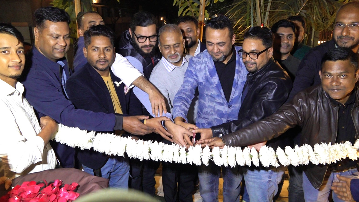 বনানীতে কফিপ্রেমীদের জন্য ‘নেক্সট ক্যাফে’। ছবি : রূপালী বাংলাদেশ