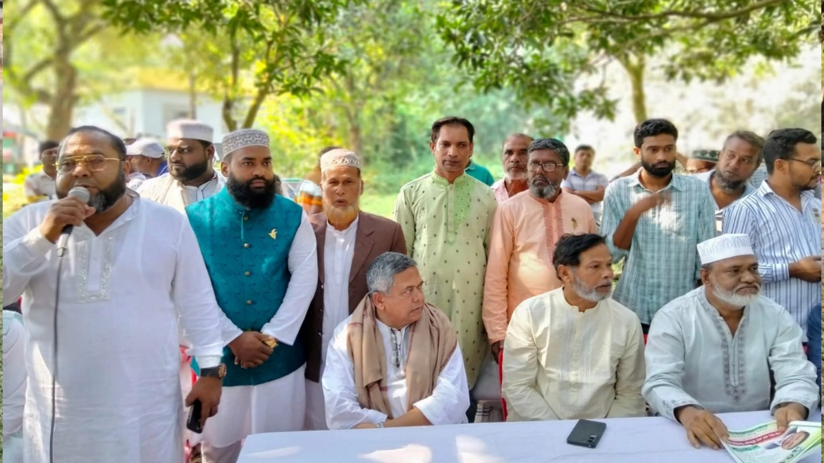 বিএনপির দিনব্যাপী গ্রাম্য বৈঠক ।  ছবি- রূপালী বাংলাদেশ