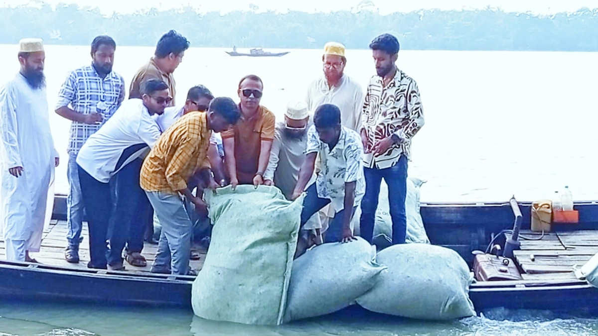 ছবি : রূপালী বাংলাদেশ