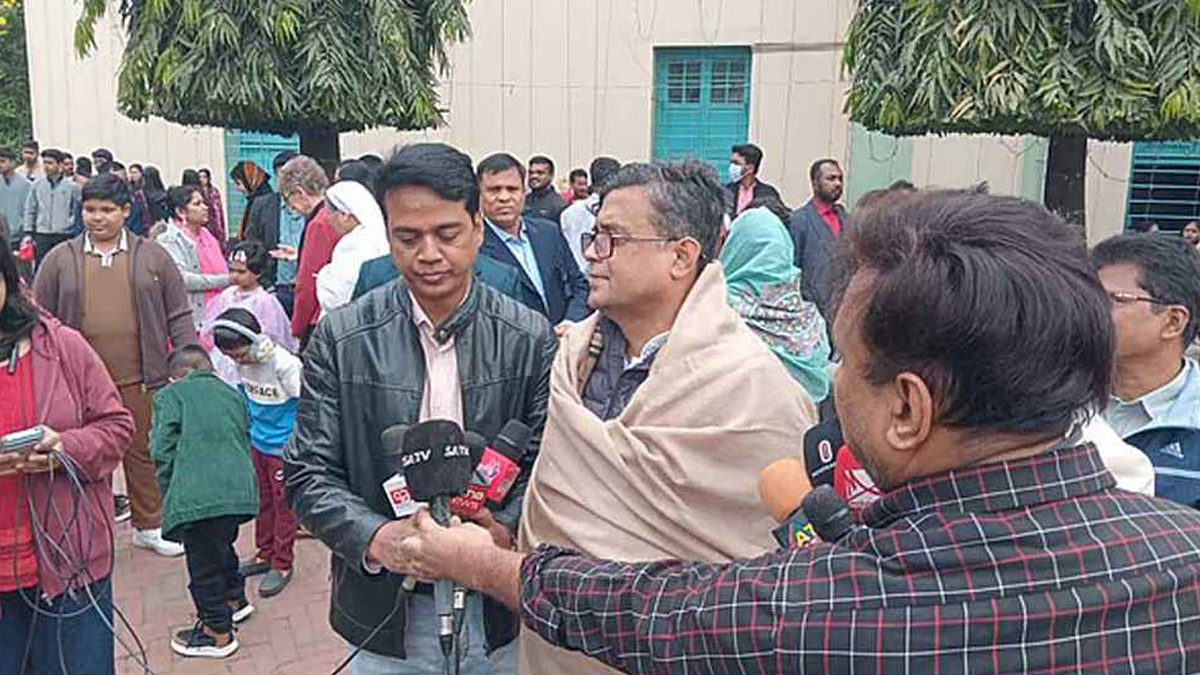 অন্তর্বর্তী সরকারের প্রধান উপদেষ্টার প্রেসসচিব শফিকুল আলম।