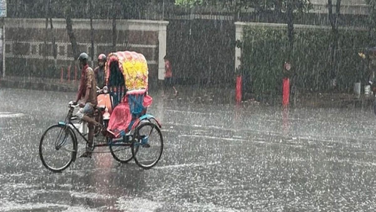 আকাশ মেঘলা, ঢাকায় হালকা থেকে মাঝারি বৃষ্টির পূর্বাভাস। ছবি- সংগৃহীত