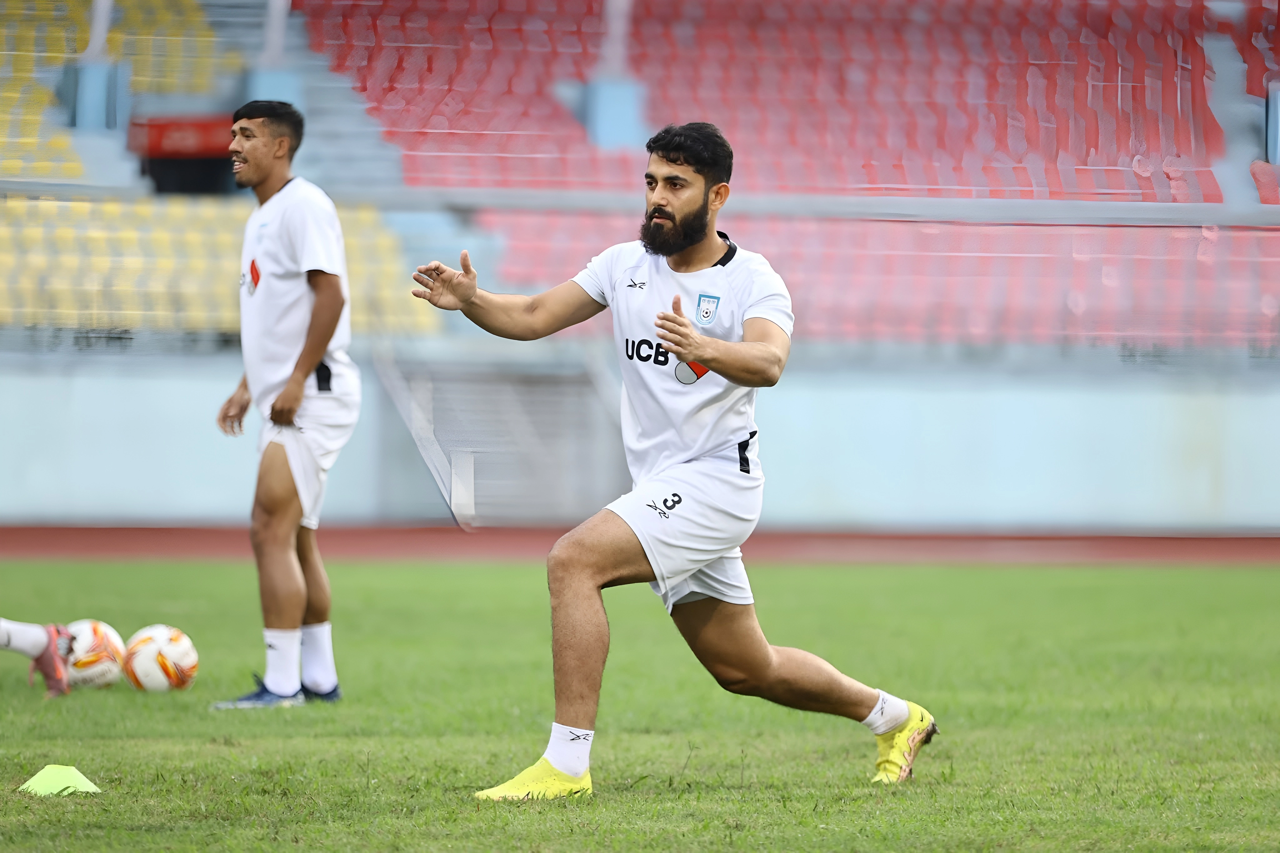 ভারত ম্যাচের জন্য মুখিয়ে আছেন রহমত মিয়া