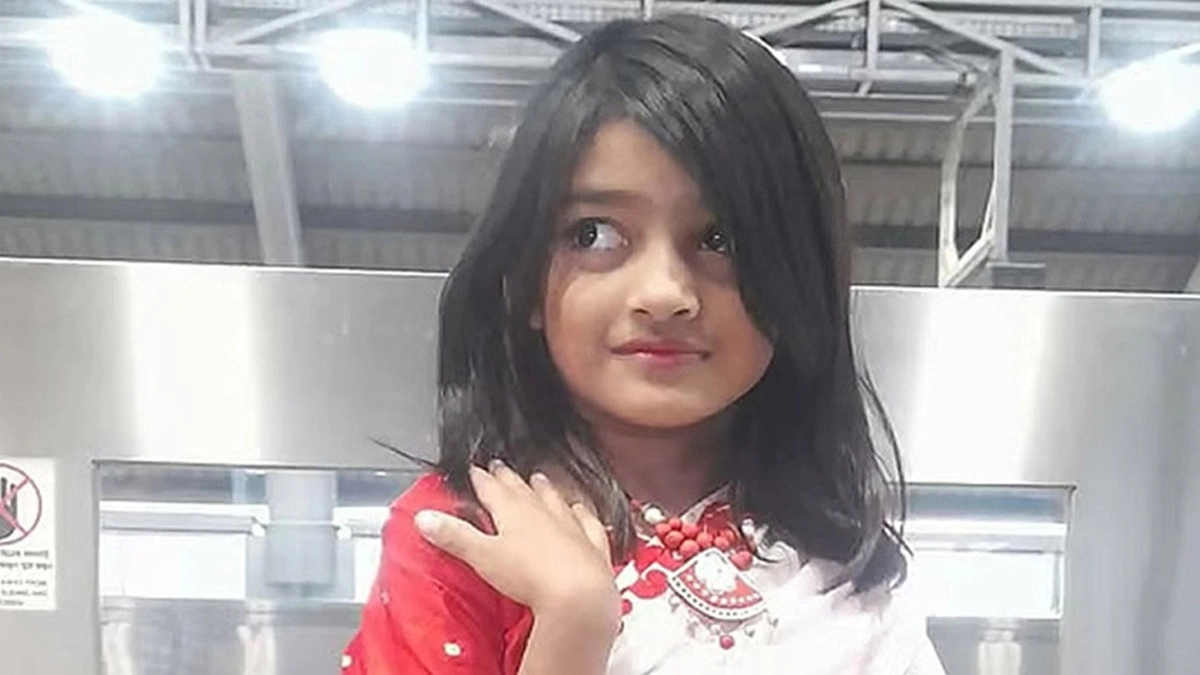 শিশু রামিসা আক্তার। ছবি : সংগৃহীত