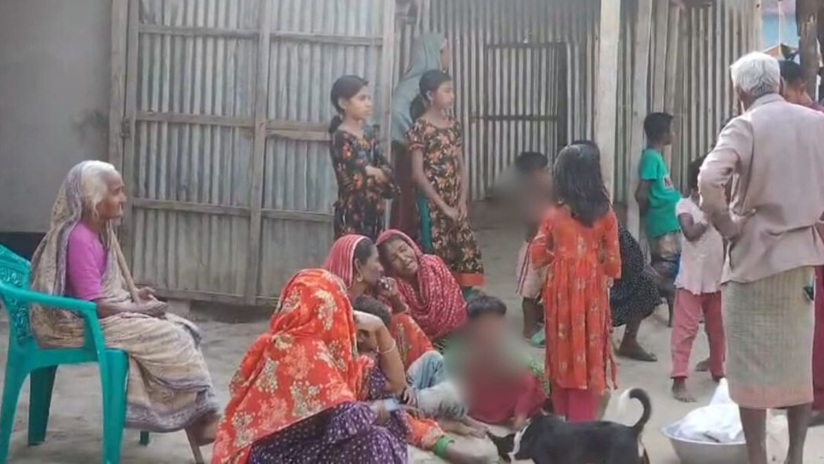 নিহতদের স্বজনদের আহাজারি। ছবি : রূপালী বাংলাদেশ