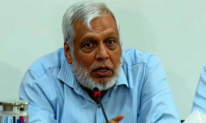 সড়ক ও সেতু উপদেষ্টা মুহাম্মদ ফাওজুল কবির খান। ছবি- সংগৃহীত