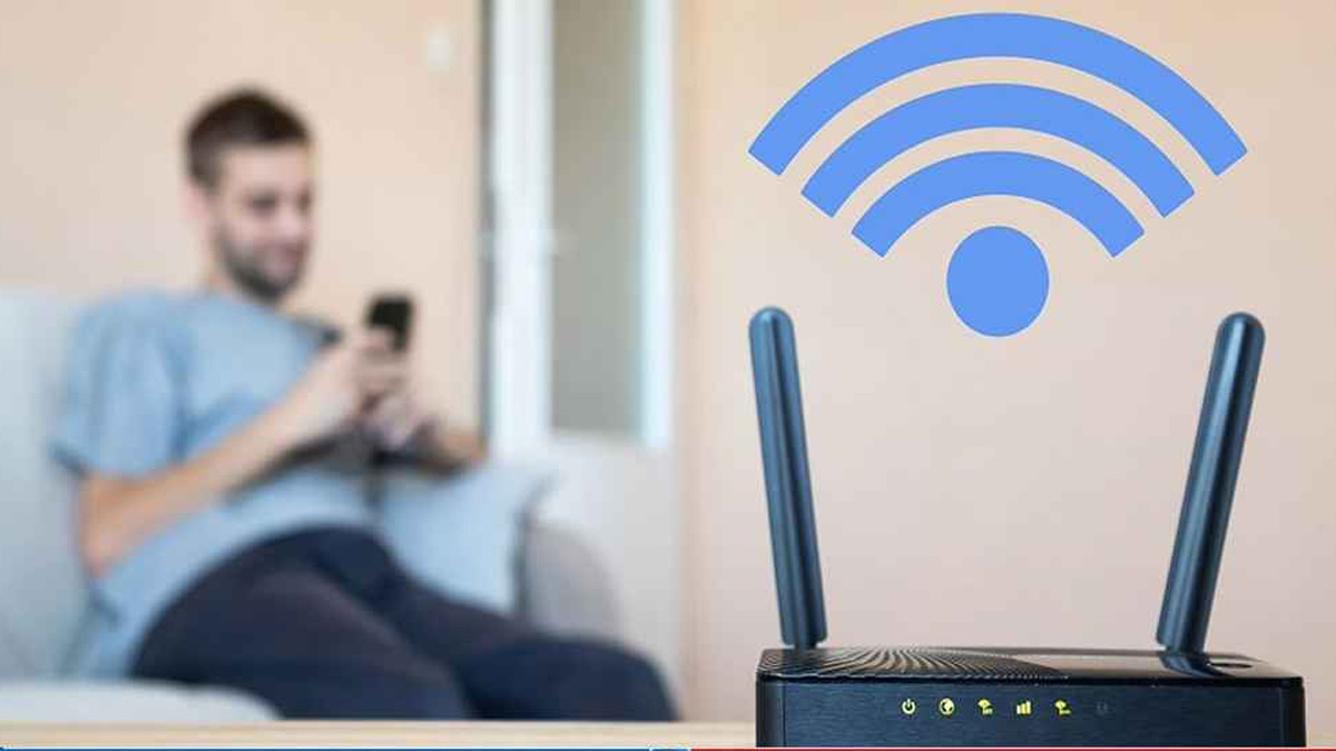 রাউটার পাশে রেখে ইন্টারনেট ব্যবহার।