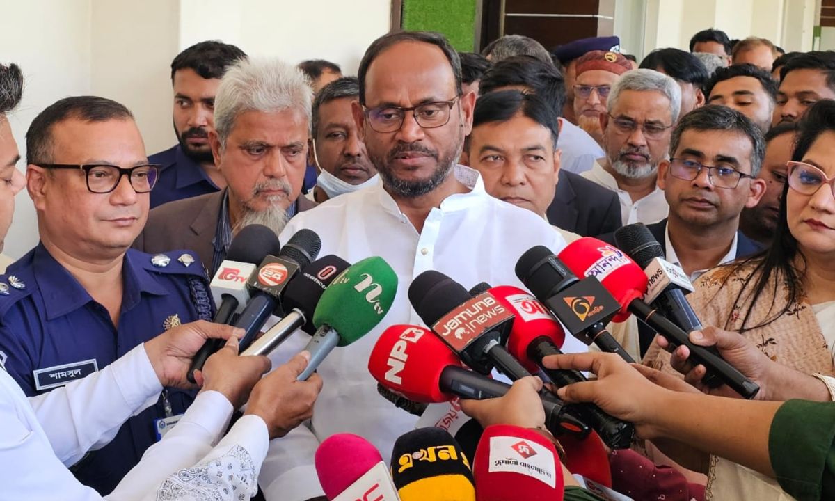 কথা বলেন কৃষি, খাদ্য, মৎস্য ও প্রাণিসম্পদ প্রতিমন্ত্রী সুলতান সালাউদ্দিন টুকু। ছবি : রূপালী বাংলাদেশ