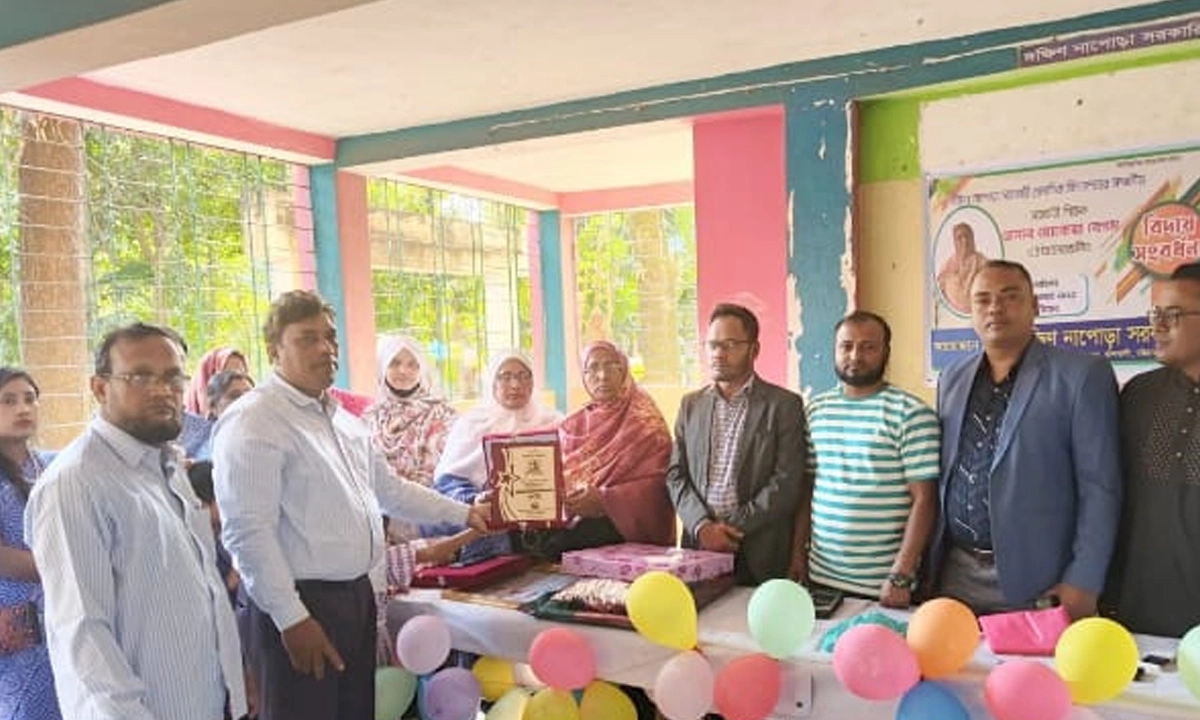 বিদায় সংবর্ধনা অনুষ্ঠান।  ছবি- সংগৃহীত