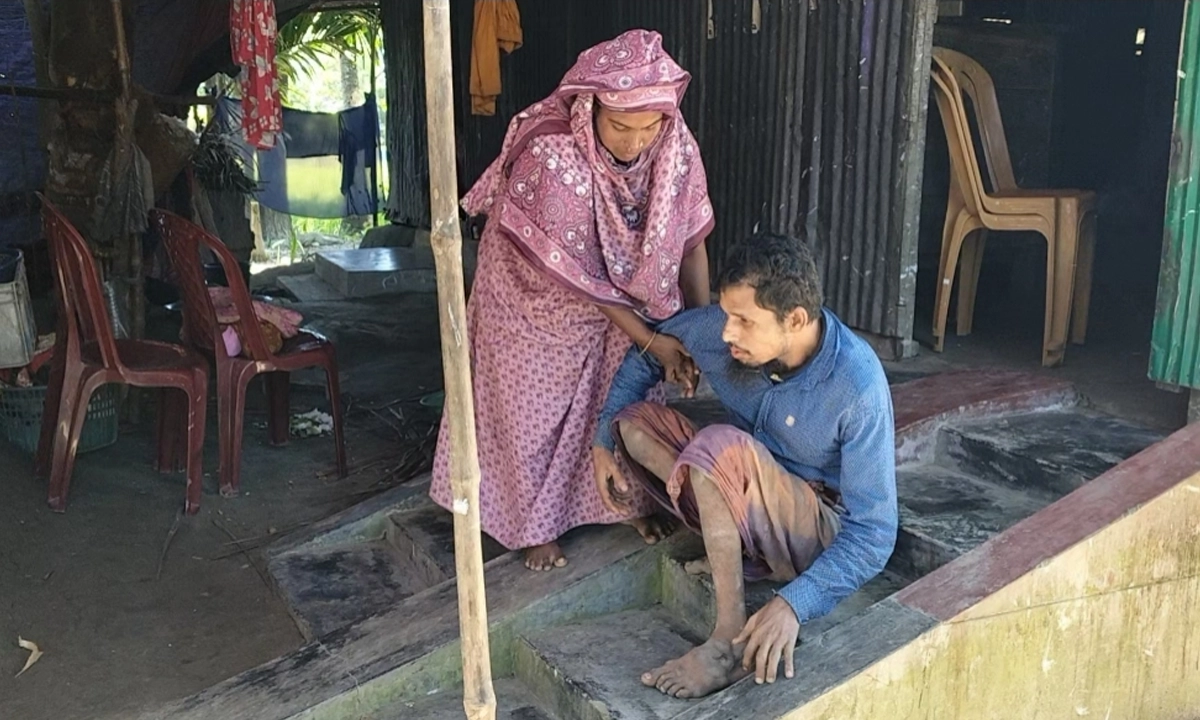 স্বামীর সঙ্গে কমলা । ছবি-রূপালী বাংলাদেশ