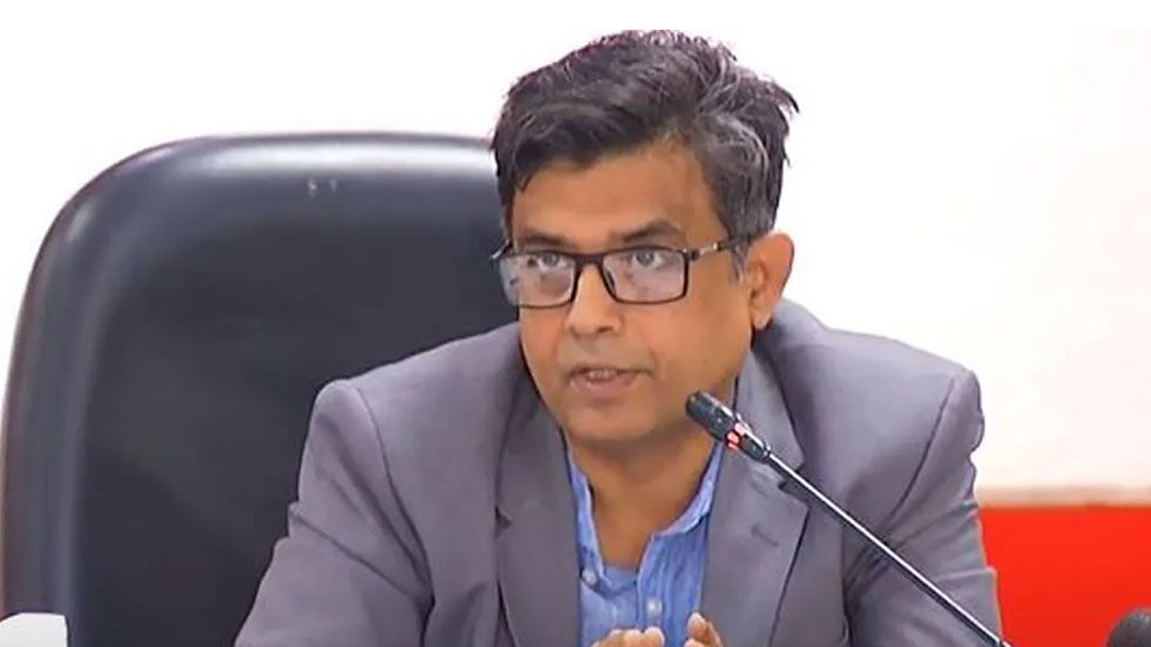 প্রধান উপদেষ্টার প্রেস সচিব শফিকুল আলম। ছবি- সংগৃহীত