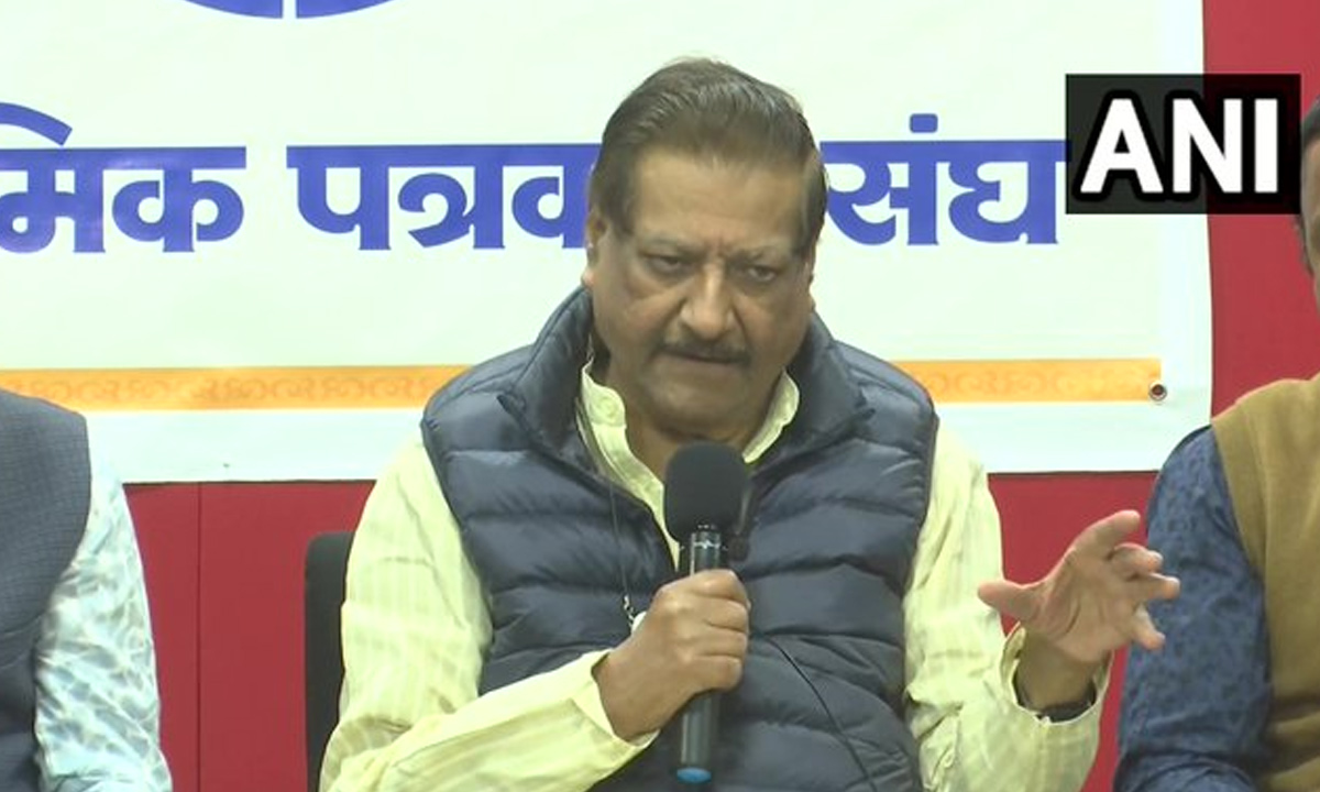 মহারাষ্ট্রের সাবেক মুখ্যমন্ত্রী ও কংগ্রেসের সিনিয়র নেতা পৃথ্বীরাজ চহ্বান। ছবি- সংগৃহীত