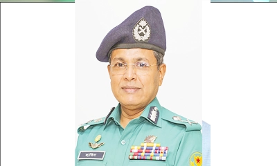 ডিএমপির সাবেক কমিশনার  হাবিবসহ ৪ পুলিশের বিরুদ্ধে  গ্রেপ্তারি পরোয়ানা