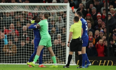 সতীর্থকে চড় মেরে লাল কার্ড