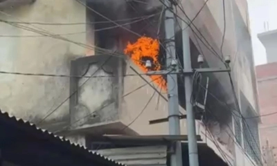 কুষ্টিয়ার বড়বাজারে কসমেটিক্স গোডাউনে আগুন