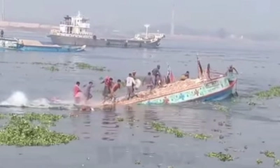 ধলেশ্বরীতে ডুবে গেছে ইটবোঝাই বাল্কহেড