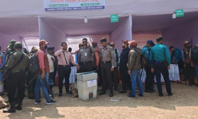 চট্টগ্রামে নির্বাচনি উপকরণ বিতরণ শুরু
